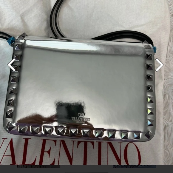 VALENTINO GARAVANI Mirror Calfskin Small Rockstud23 Shoulder Bag in Silver - Picture 3 of 8